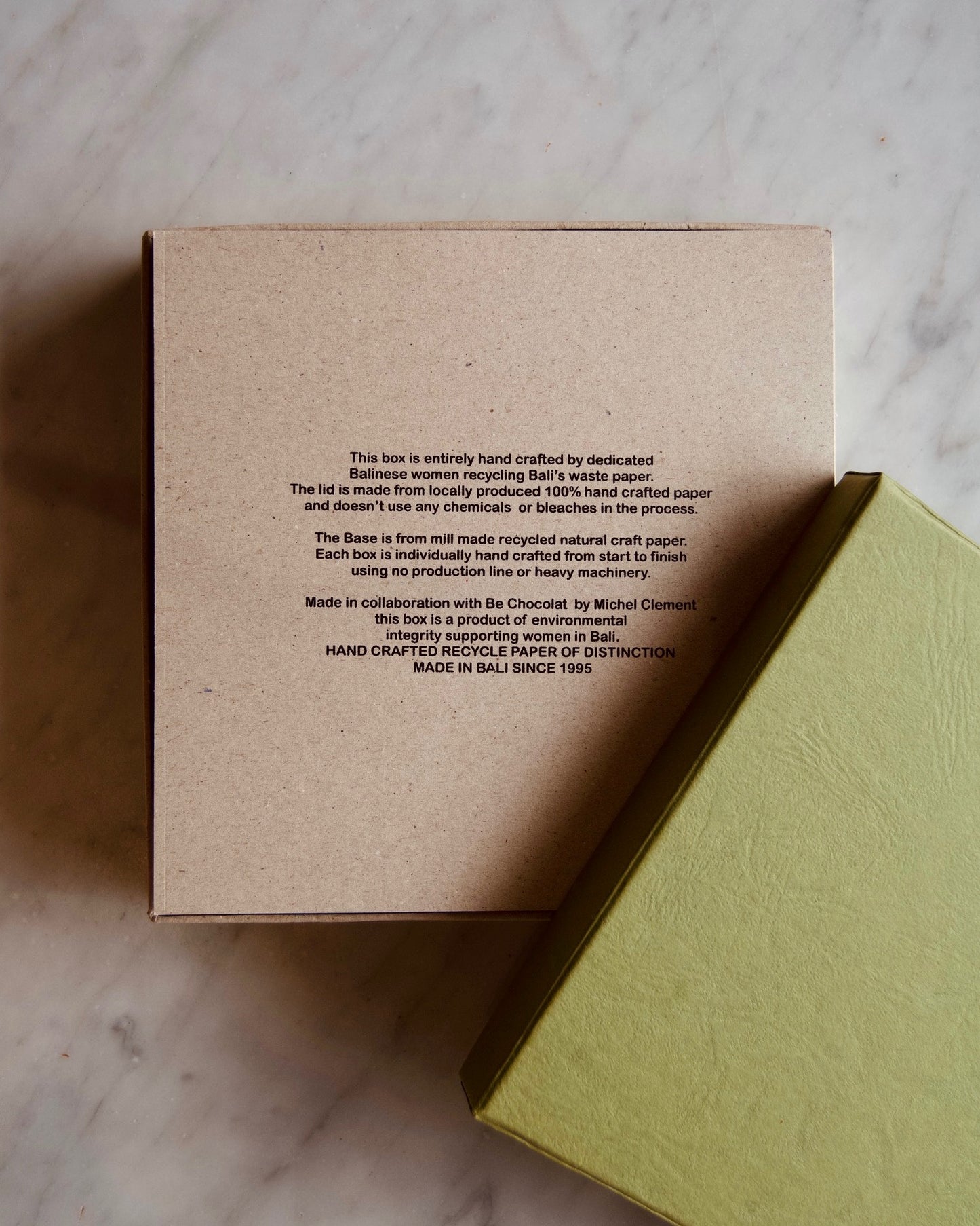 Christmas Chocolate Selection Gift Box 430gr | Be Chocolat