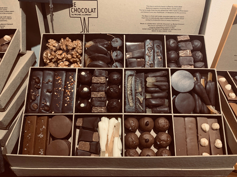Premium 2KG gift box | Be Chocolat